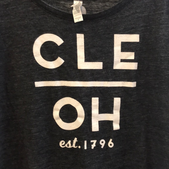 Cleveland T-Shirt - Picture 2 of 5